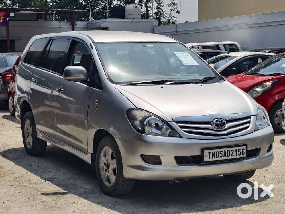 Toyota Innova 2.5 V 7 Str, 2010, Diesel