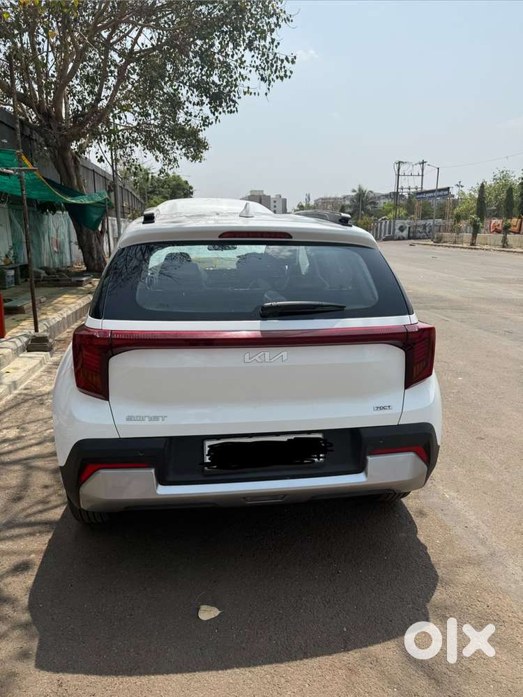 Kia Sonet 2025 Petrol 2500 Km Driven