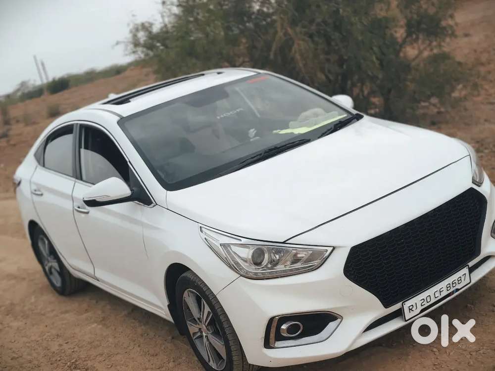 Alloy Wheel Sunroof Led Light Front Seat With Ac Air