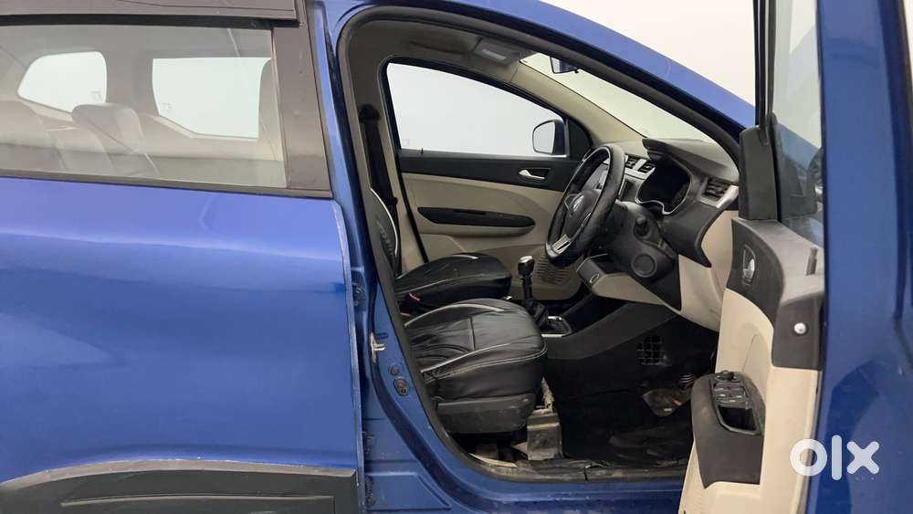 Renault Triber Rxz, 2019, Petrol