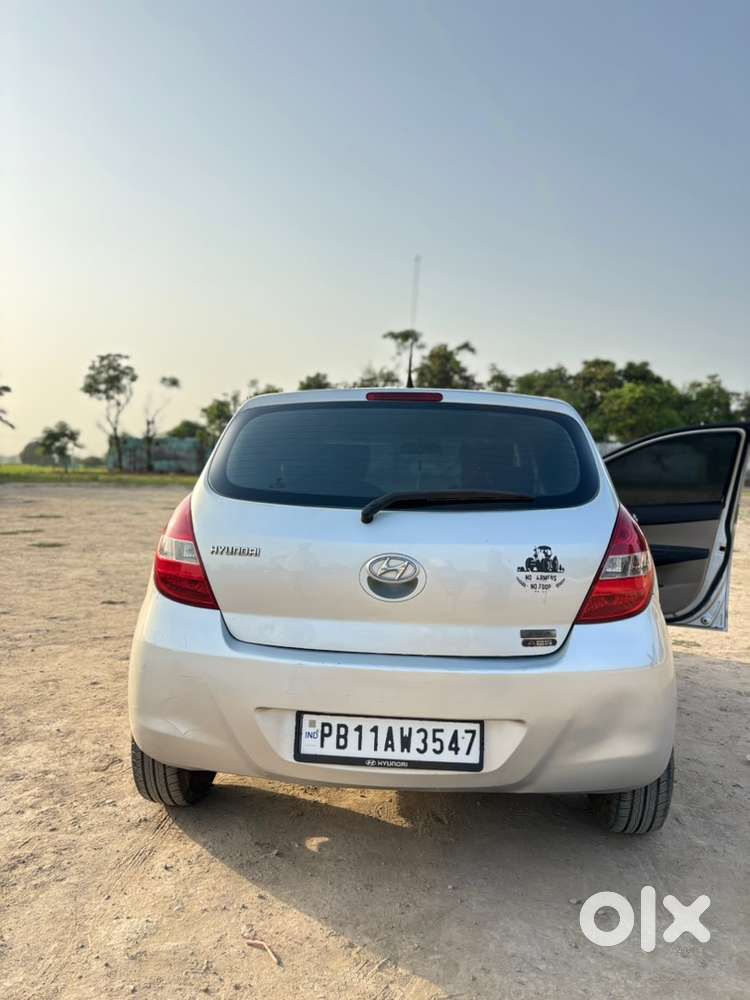 Hyundai New I20 2012 Diesel 1st Owner