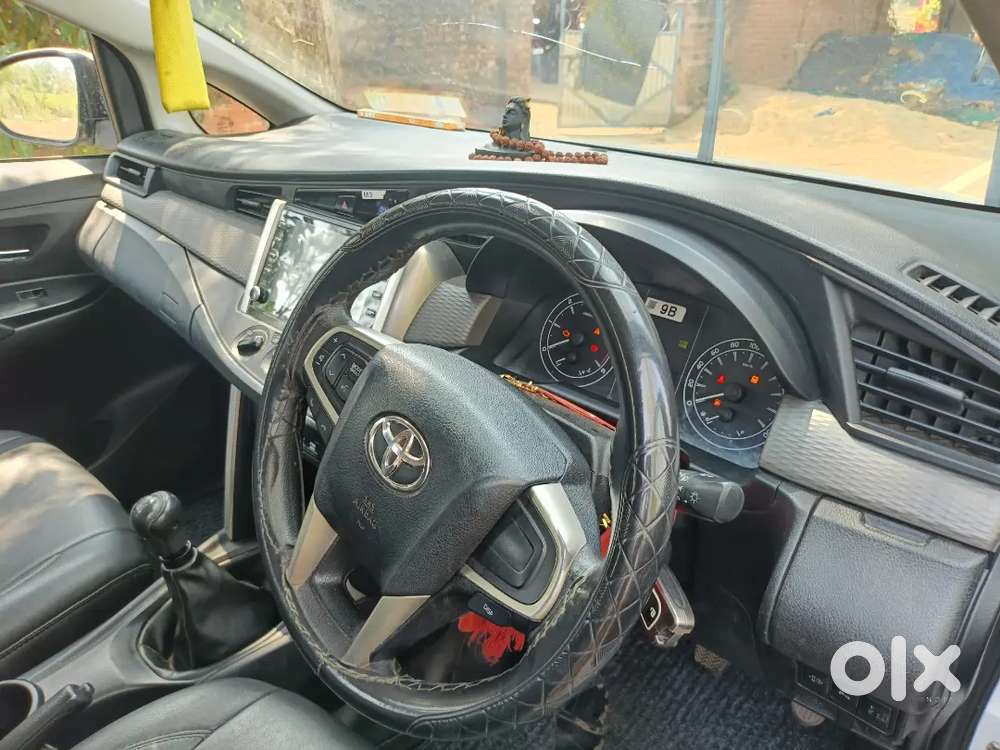 Toyota Innova Crysta 2022 Diesel Manual