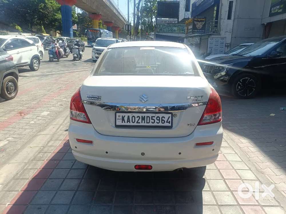 Maruti Suzuki Dzire 2009 Petrol 45000 Km Driven