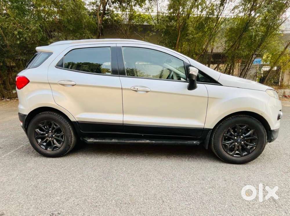 Ford Ecosport 2016 Petrol 80000 Km Driven