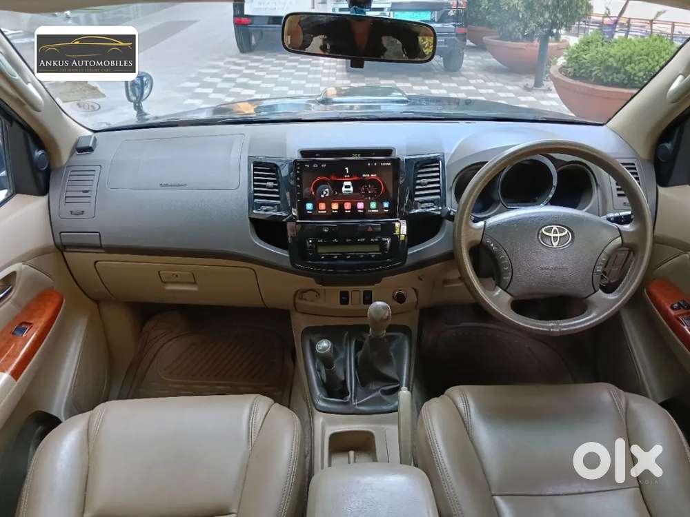 Toyota Fortuner, 2011, Diesel