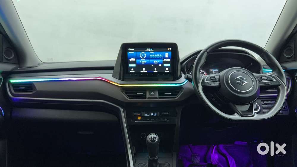 Maruti Suzuki Brezza 1.5 Zxi At Smart Hybrid Dual Tone, 2023, Petrol