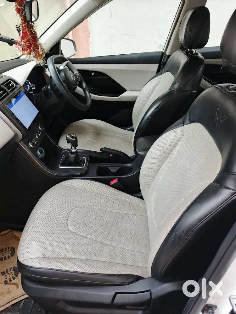 Vip 0030 Creta White  1st Owner  29k Km  Base To Top  17 Alloys