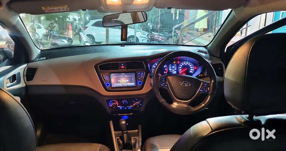 Hyundai I20 Sportz Plus, Fully Showroom Maintained ( Till Date )