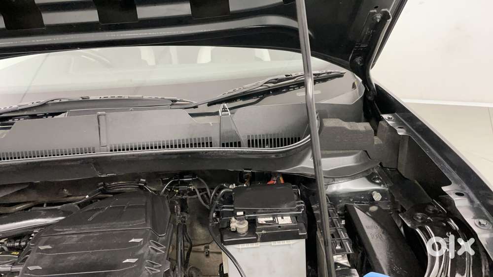Volkswagen Taigun Topline 1.0 Tsi At (electric Seats), 2022, Petrol