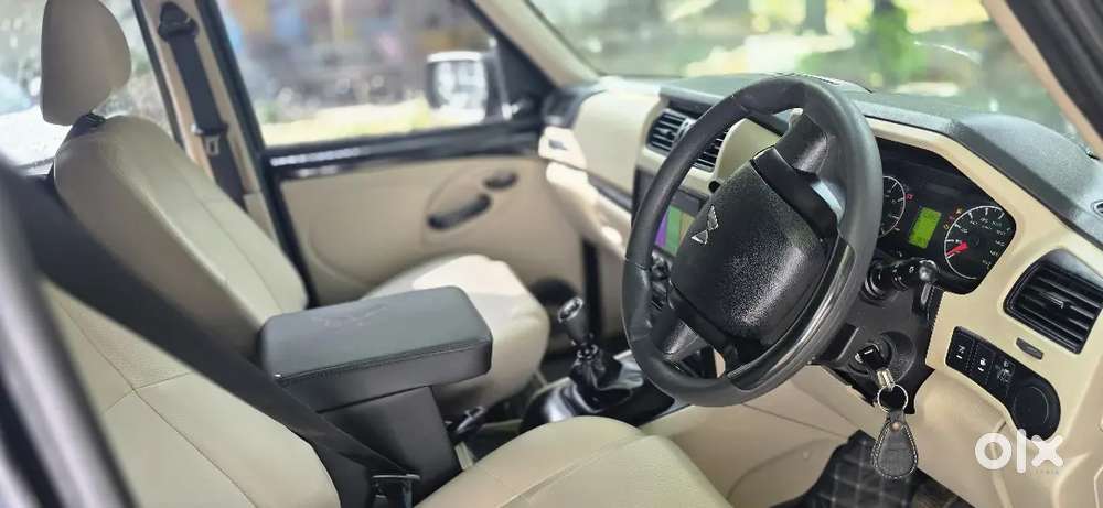 Mahindra Scorpio 2024 Diesel Manual