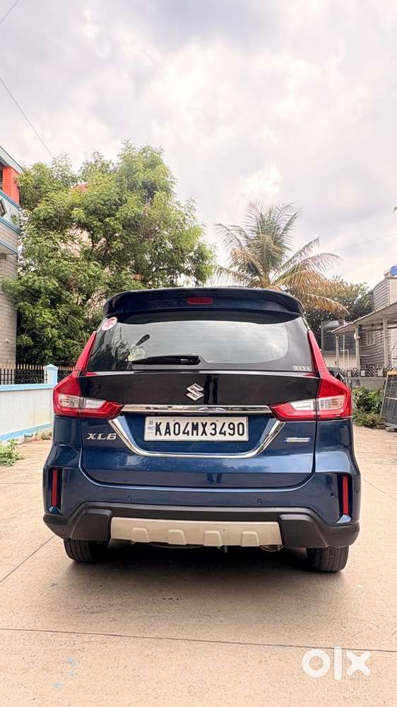 Maruti Suzuki Xl6 Alpha At, 2020, Petrol
