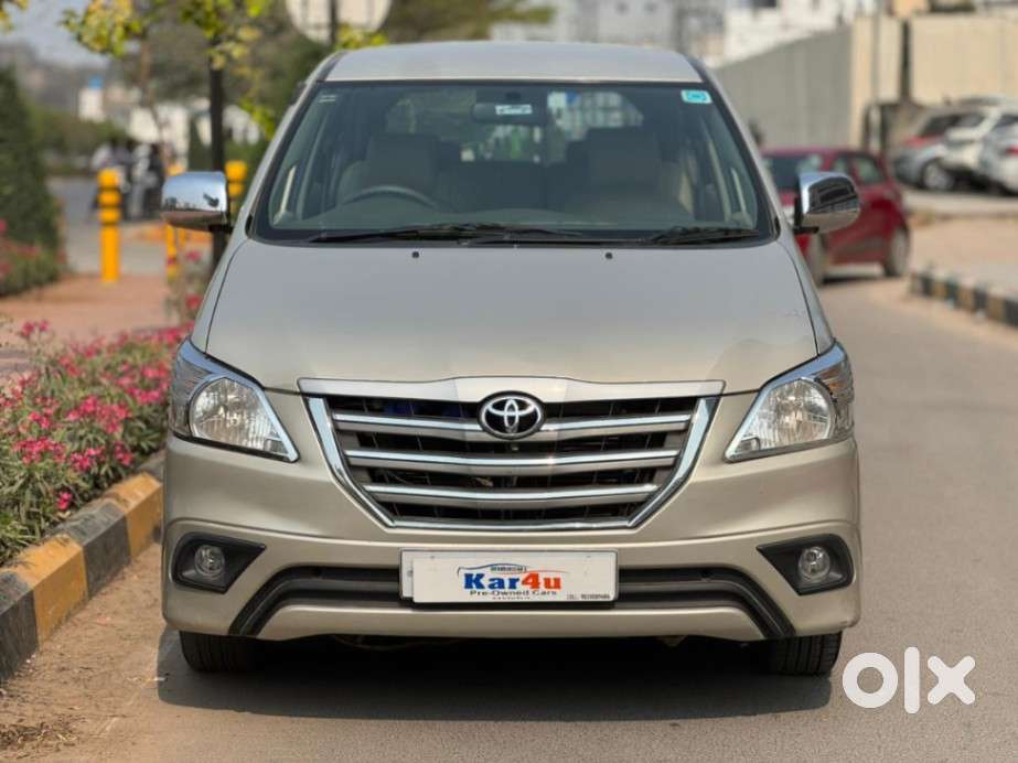 Toyota Innova 2.5 G (diesel) 8 Seater, 2013, Diesel