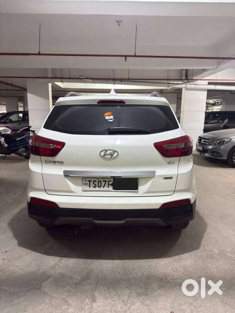 Hyundai Creta White Petrol Automatic