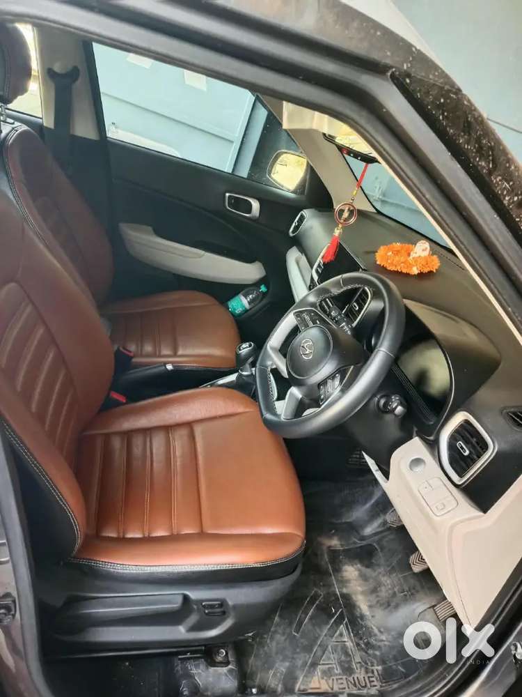Hyundai Venue Diesel 2022 Manual 1st
