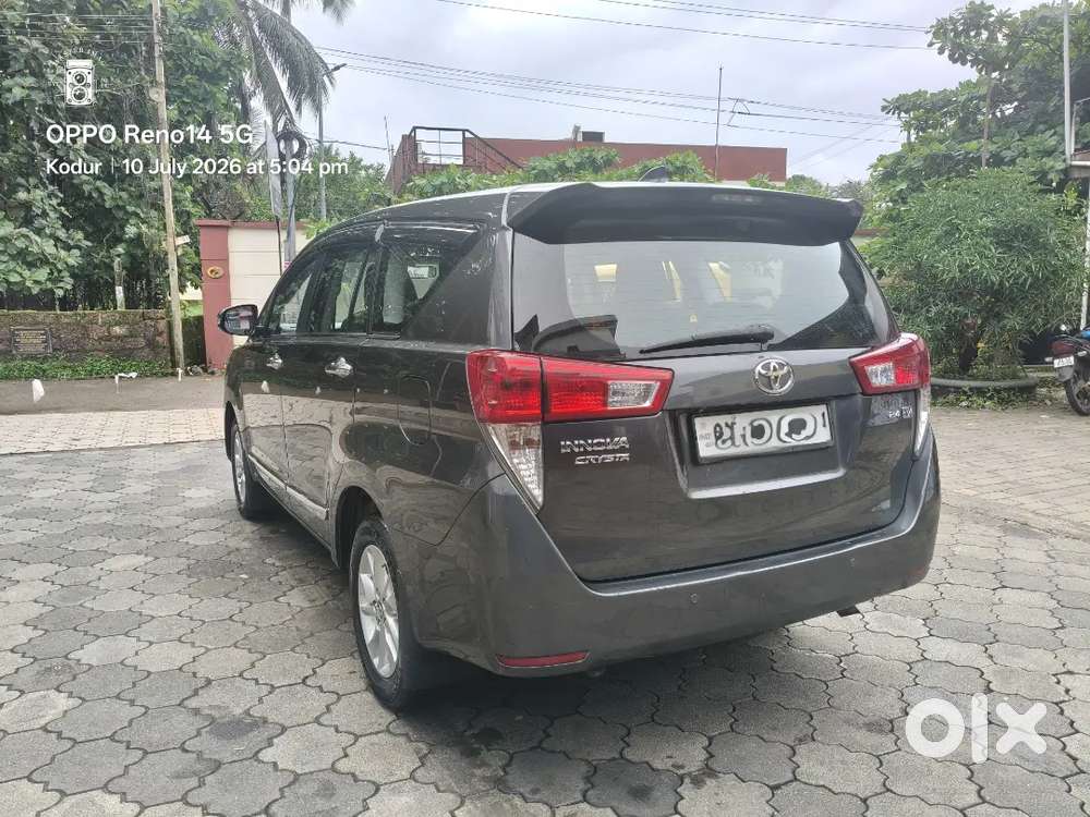 Toyota Innova Crysta V Re. 2018