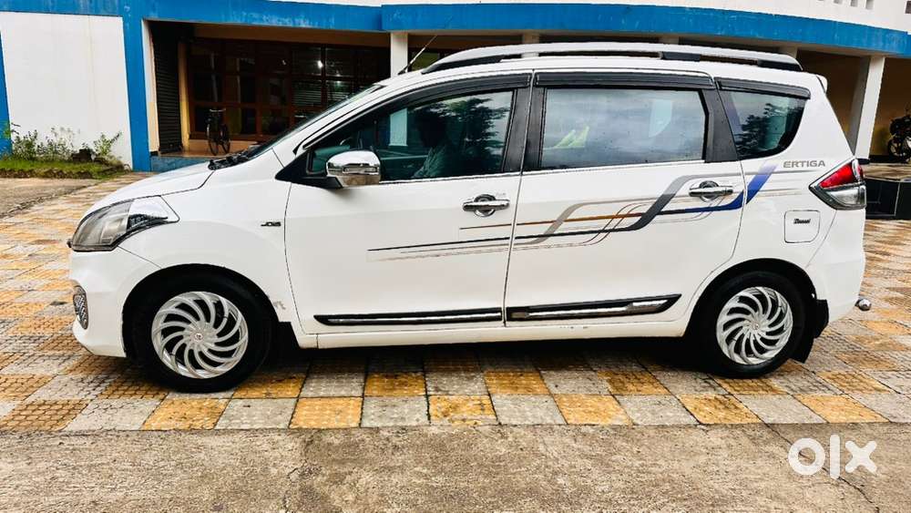 Maruti Suzuki Ertiga 2012 Diesel 85000 Km Driven