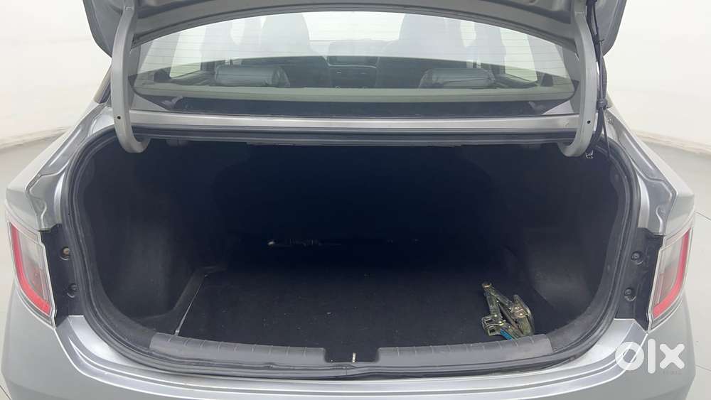 Hyundai Aura 1.0 Sx Plus Petrol, 2020, Petrol