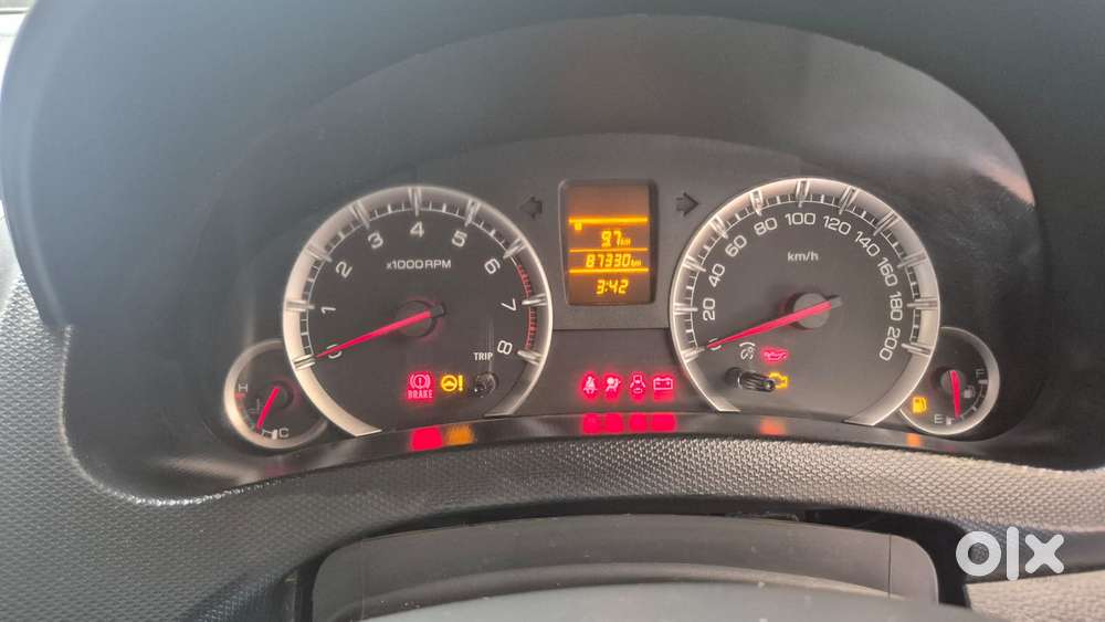 Maruti Suzuki Swift Vxi + Manual, 2017, Petrol