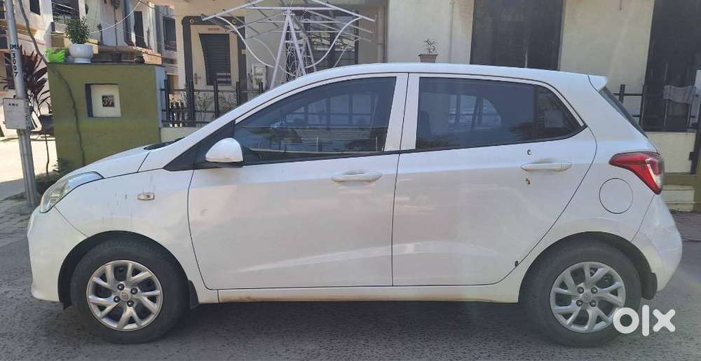 Hyundai Grand I10 Sportz 1.2 Kappa Vtvt, 2017, Petrol