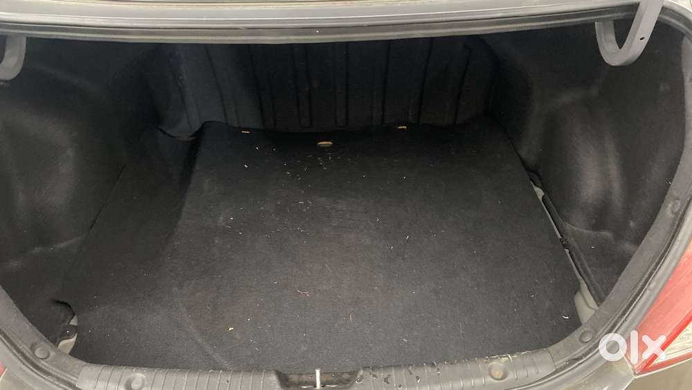 Hyundai Verna Fluidic 1.6 Vtvt Sx, 2013, Petrol