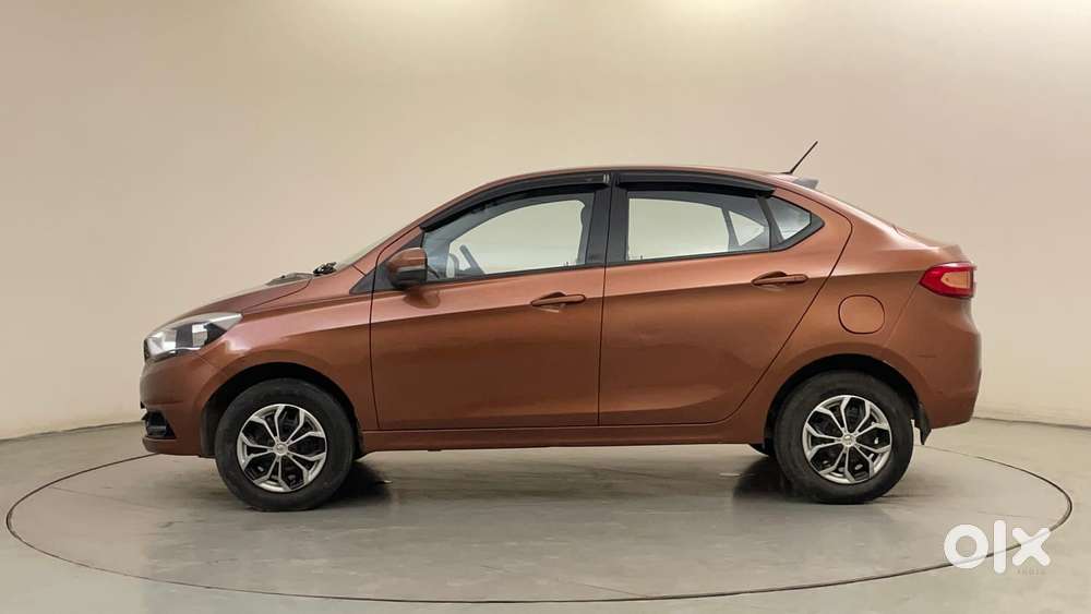 Tata Tigor 1.2 Revotron Xt, 2017, Petrol