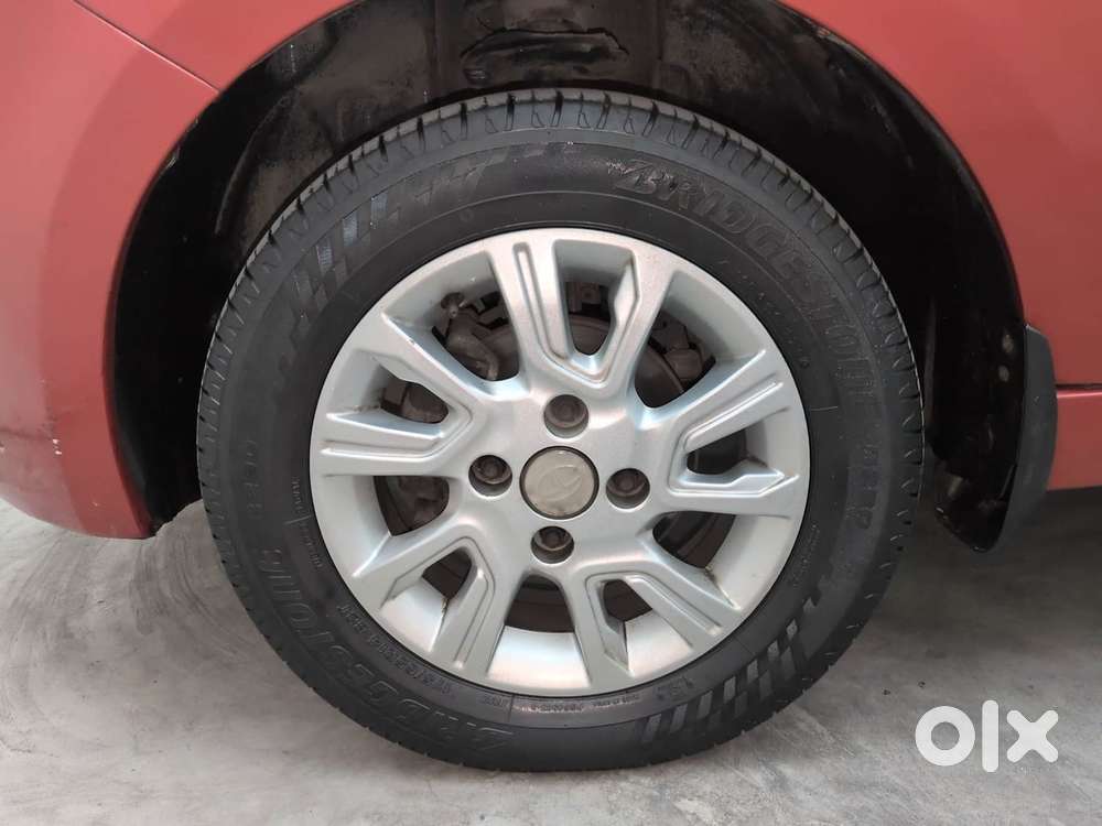 Tata Tiago Xza, 2018, Petrol