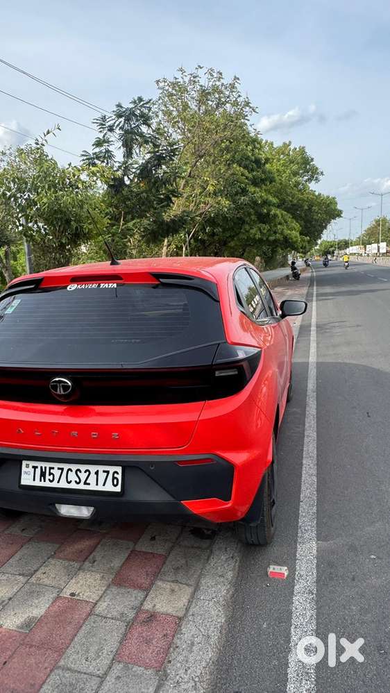 Tata Altroz Petrol Manual 2025