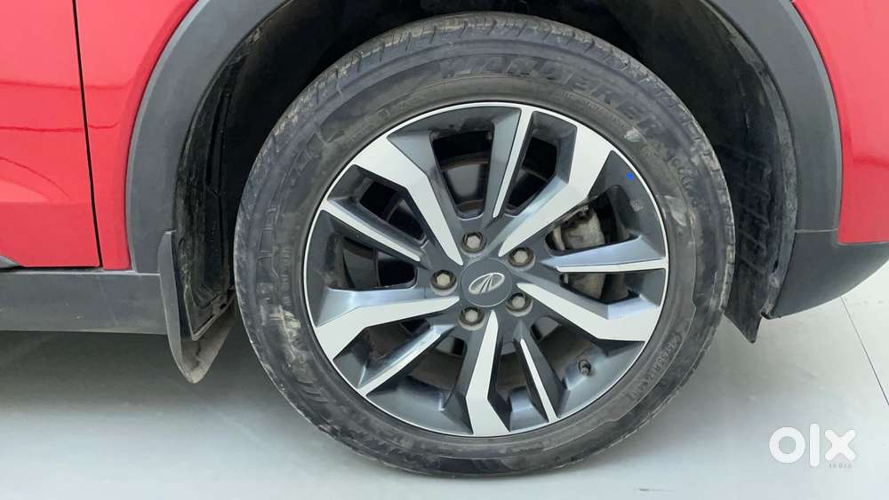 Mahindra Xuv300 W8 Option, 2021, Petrol