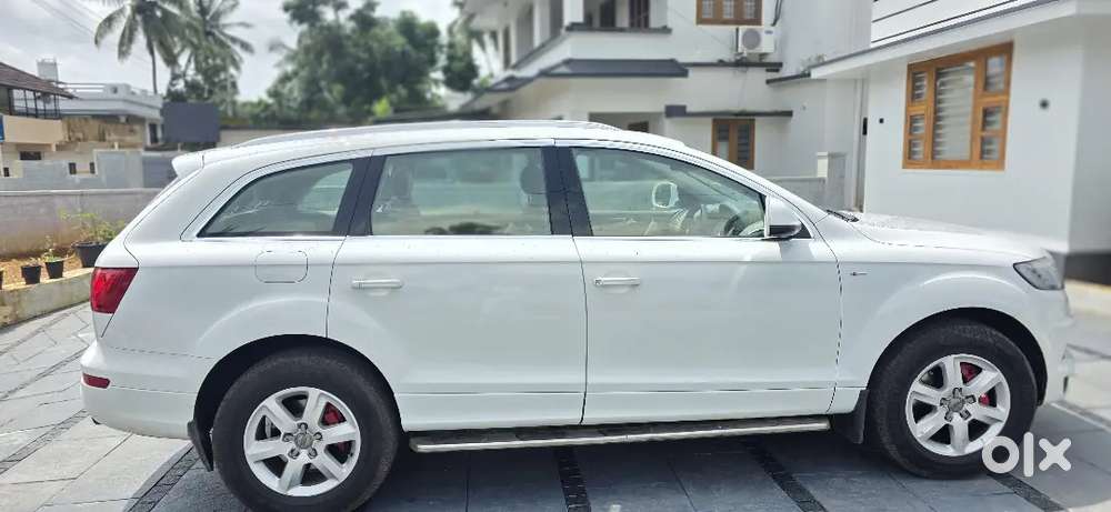 Audi Q7 2015 Diesel Automatic 70000 Km Driven