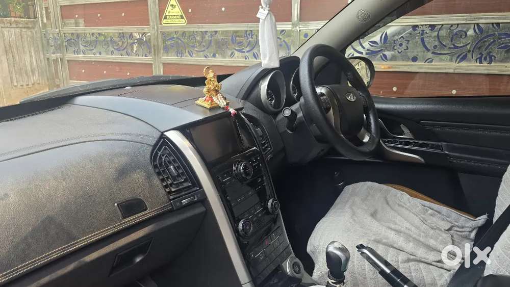 Mahindra Xuv500 2018 Diesel Well Maintained