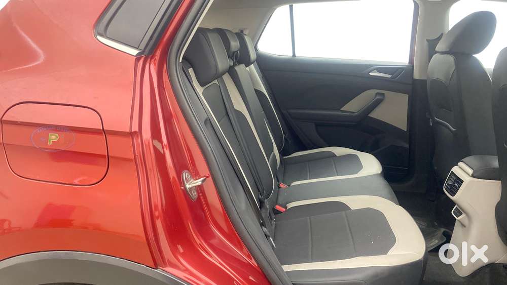 Volkswagen Taigun 1.0 Tsi Topline At, 2022, Petrol