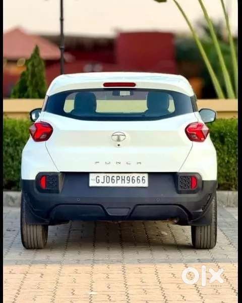 Tata Punch Accomplished Amt, 2022, Petrol