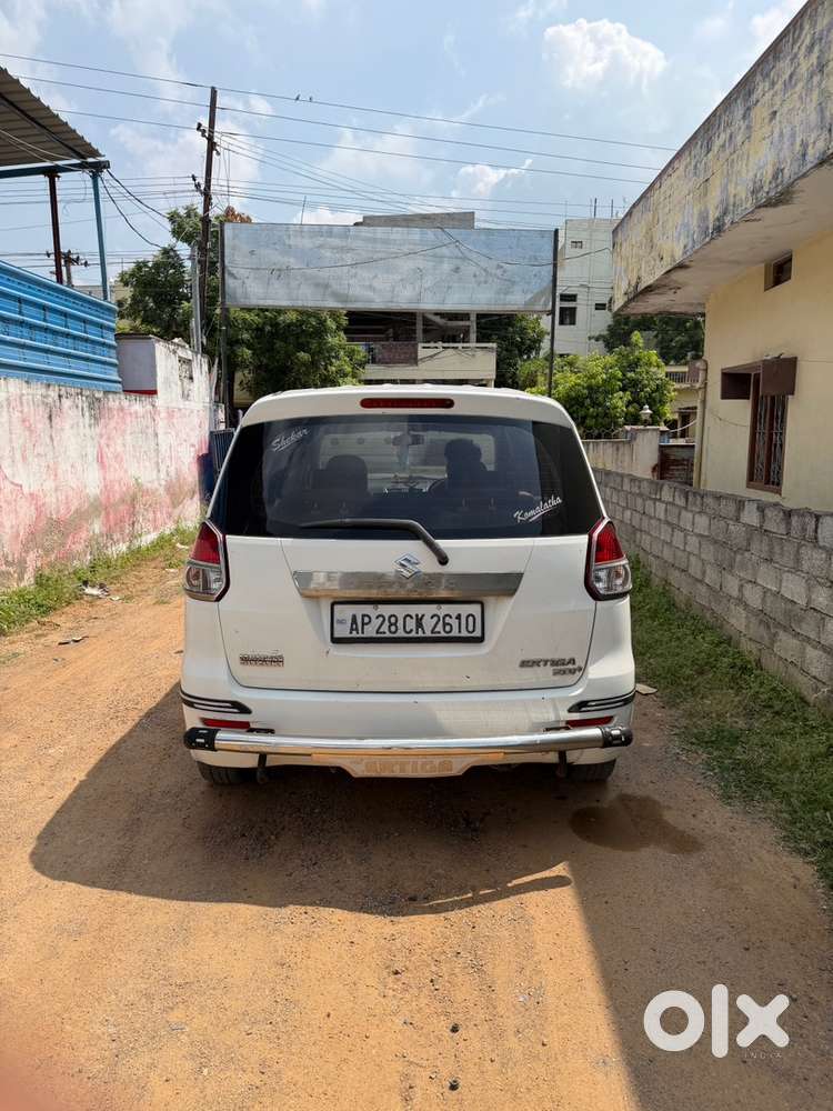 Maruti Suzuki Ertiga 2013