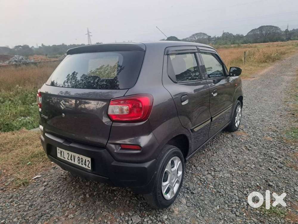 Maruti Suzuki S-presso Vxi, 2022, Petrol