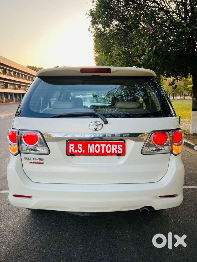 Toyota Fortuner 2011-2016 4x2 At, 2013, Diesel