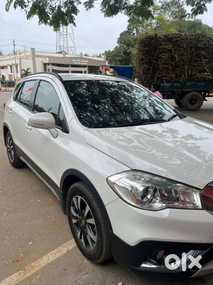 Maruti Suzuki S-cross 2020 Petrol Well Maintained
