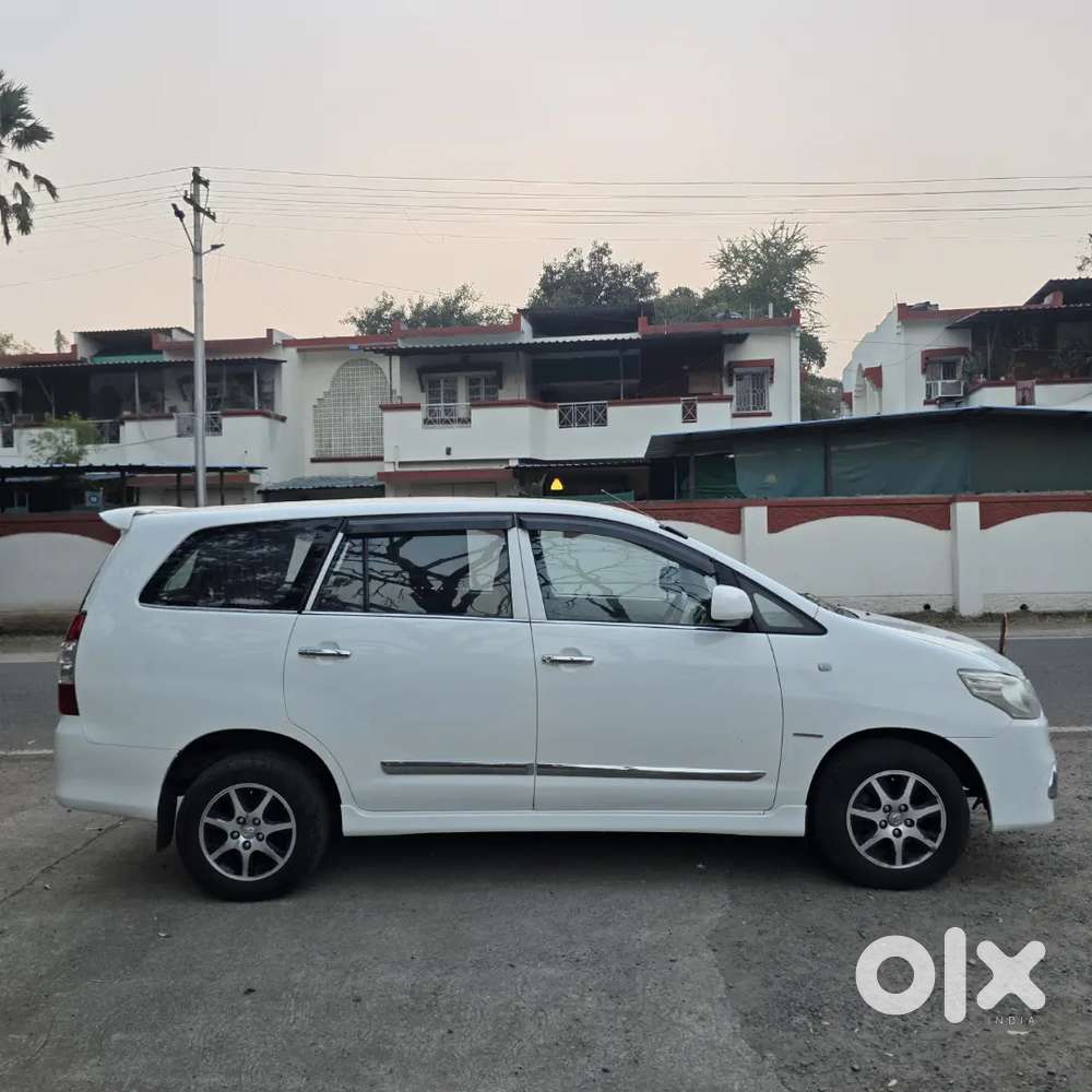 Toyota Innova G4 Variant 2014 Diesel.