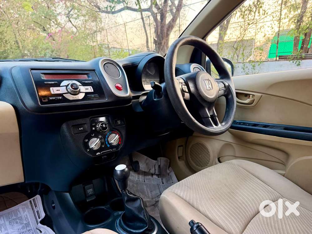 Honda Mobilio, 2014, Petrol