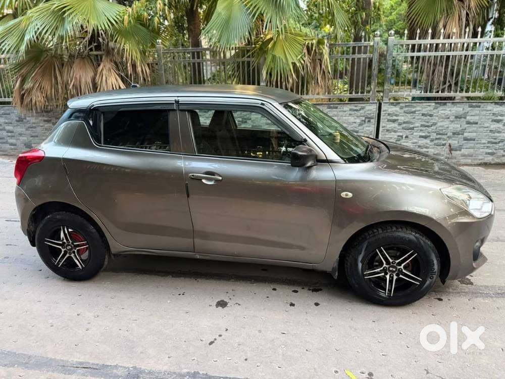 Maruti Suzuki Swift Lxi, 2018, Petrol