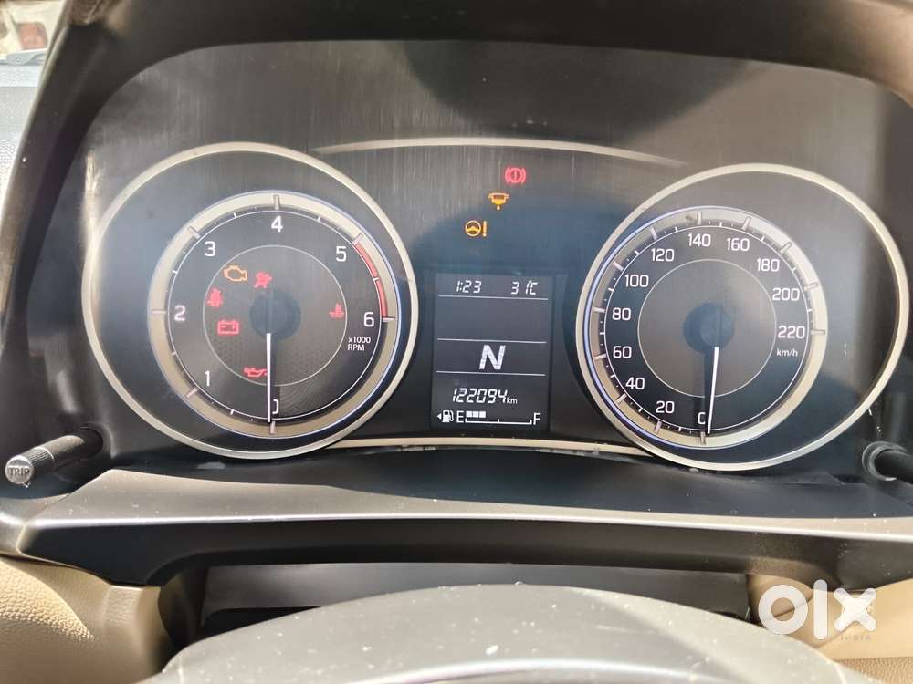Maruti Suzuki Swift Dzire Amt Vdi, 2018, Diesel