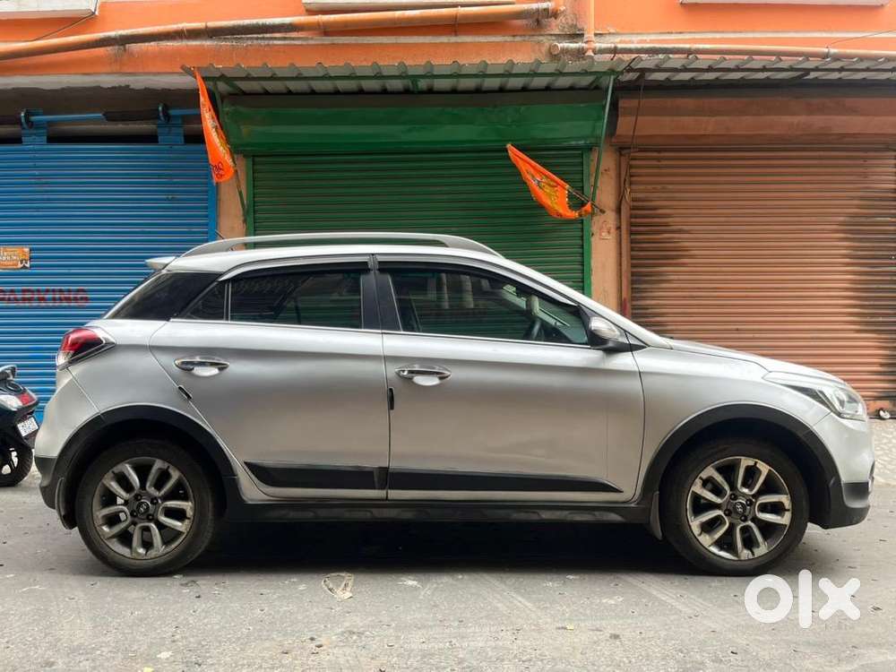 Hyundai I20 Active Sx (o) 2016 Petrol Well Maintained