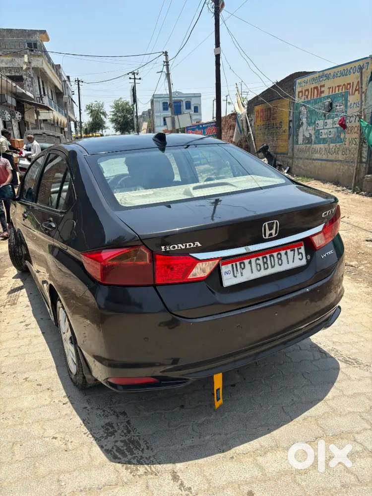 Honda City Petrol Manual 2016 1st Onwer, Doctor Car