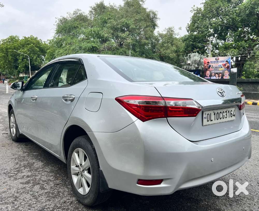 Toyota Corolla Altis G At, 2015, Petrol