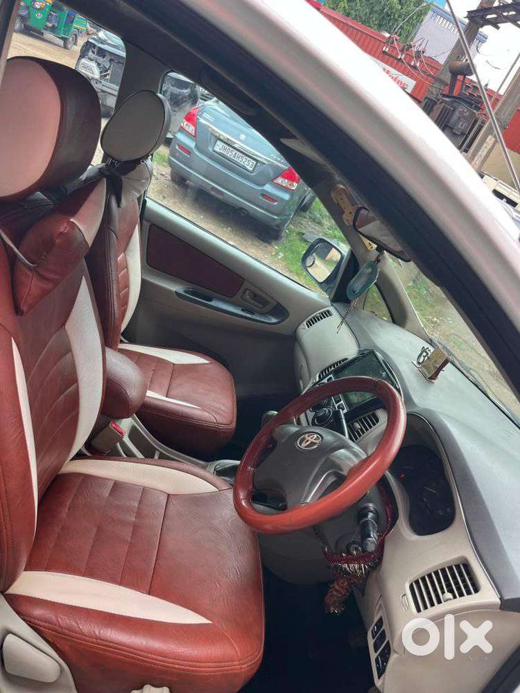 Toyota Innova 2.5 G (diesel) 7 Seater, 2014, Diesel