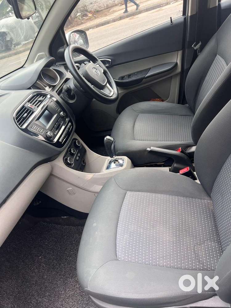 Tata Tiago Petrol 2017