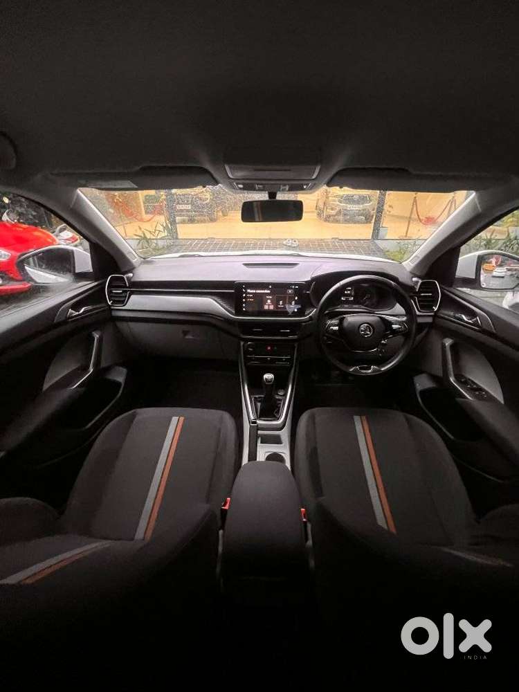 Skoda Kushaq 1.0 Tsi Ambition, 2021, Petrol