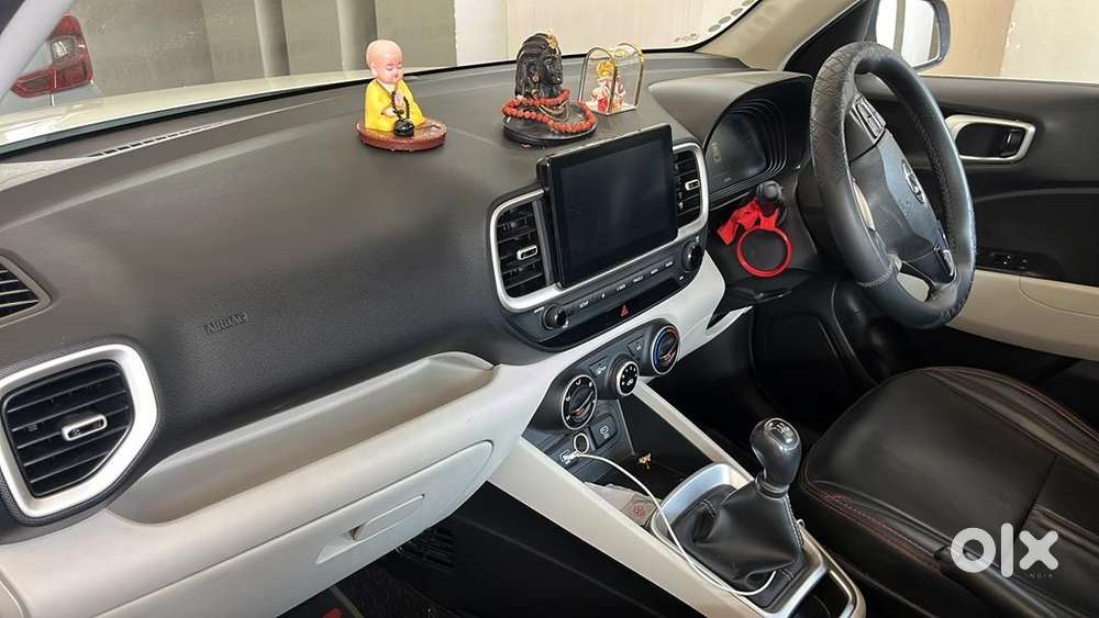 Hyundai Venue 2023 Petrol Good Condition
