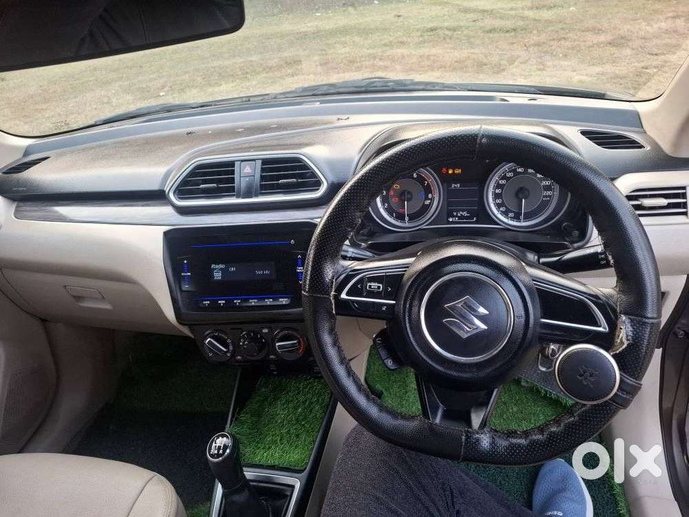 Maruti Suzuki Dzire 1.2 Vxi, 2022, Petrol