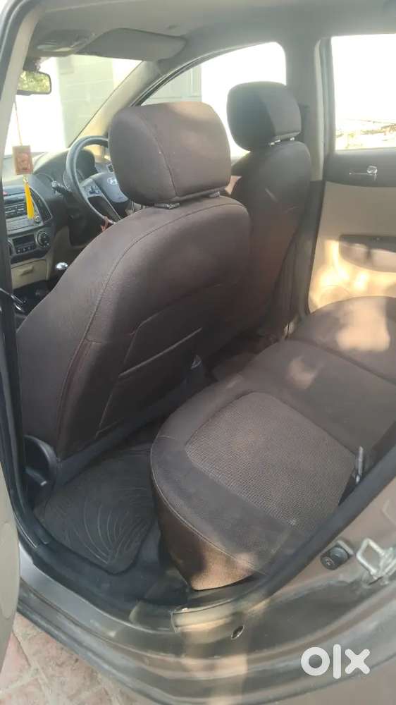 Hyundai I20 Petrol 2013 Manual - Second Owner