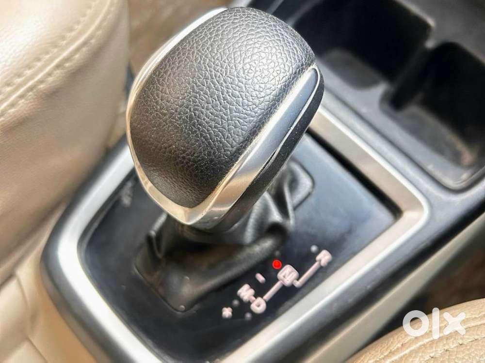 Maruti Suzuki Dzire 1.2 Vxi Amt, 2018, Petrol